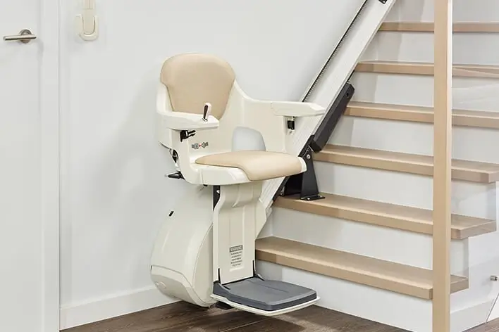 Treppenlift für gerade Treppen – Herrengosserstedt (Sachsen-Anhalt) Gerader Treppenlift in Herrengosserstedt – Sachsen-Anhalt inkl. Beratung & Preise